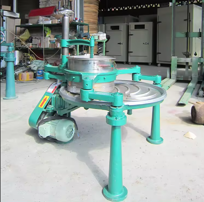 Tea twister, tea bending machine (roller)